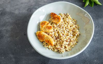 chicken nuggets with quinoa dish